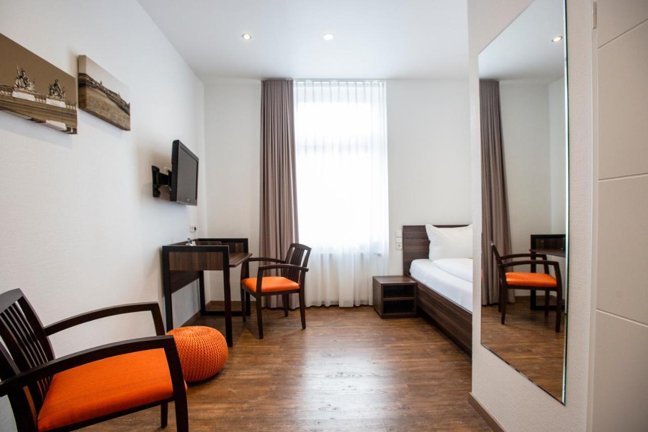 Sevendays Hotel Karlsruhe Kültér fotó